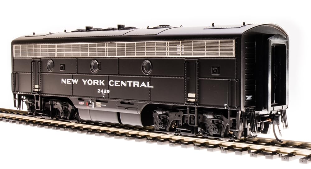 Broadway Limited 4867 EMD F7B, NYC 2421, Short Lightning Stripe, Paragon3 Sound/DC/DCC, HO Scale