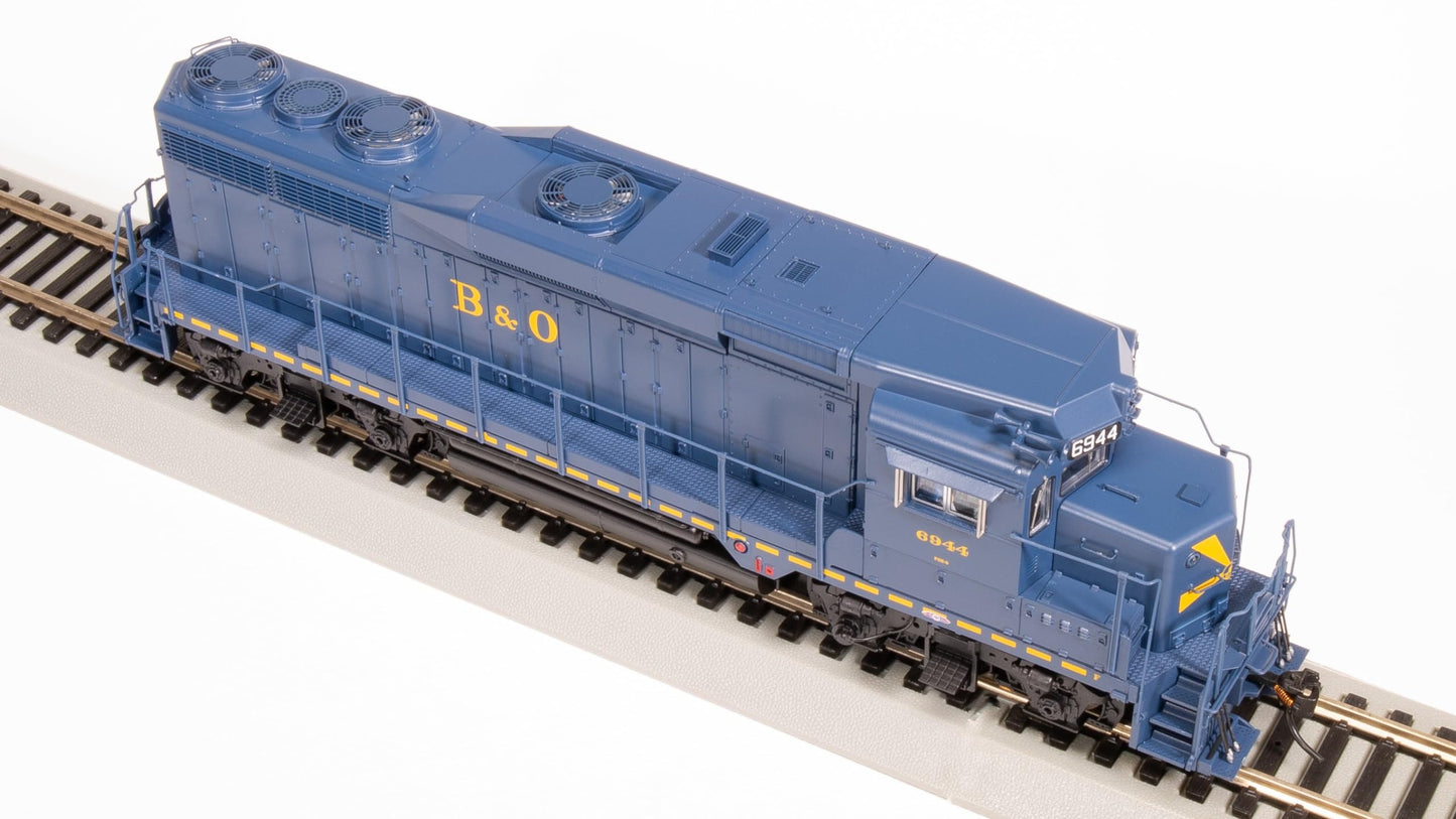 Broadway Limited 7565 EMD GP30, B&O 6914, As-Delivered, Paragon4 Sound/DC/DCC, HO Scale