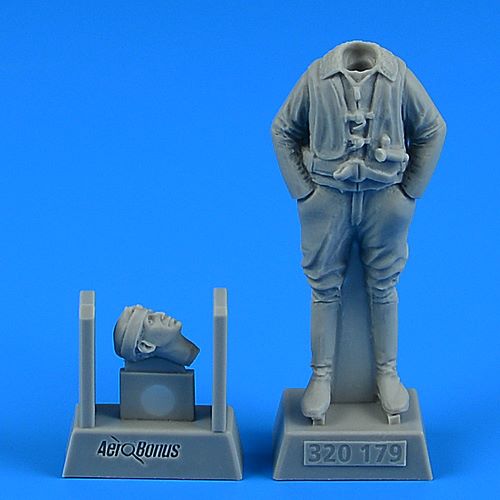 1/32 WWII German Luftwaffe Pilot
