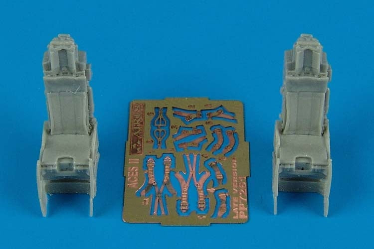 1/72 Aces II Late Ejection Seat