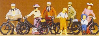 HO 1900 Era Cyclists w/Bicycles Standing (7)