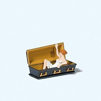 HO Female Vampire in Coffin Opening Lid