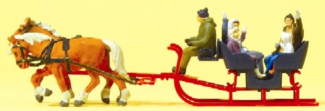 HO Horse Drawn Sleigh w/Driver & 4 Passengers