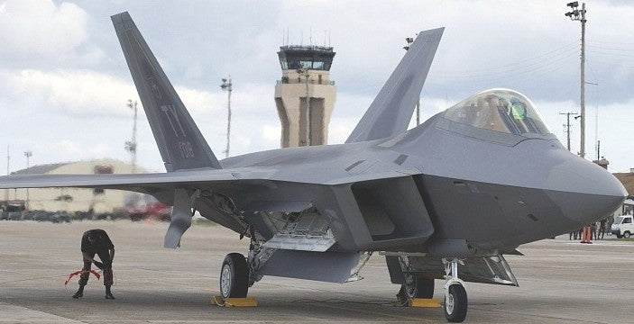 1/144 F22A Raptor Fighter