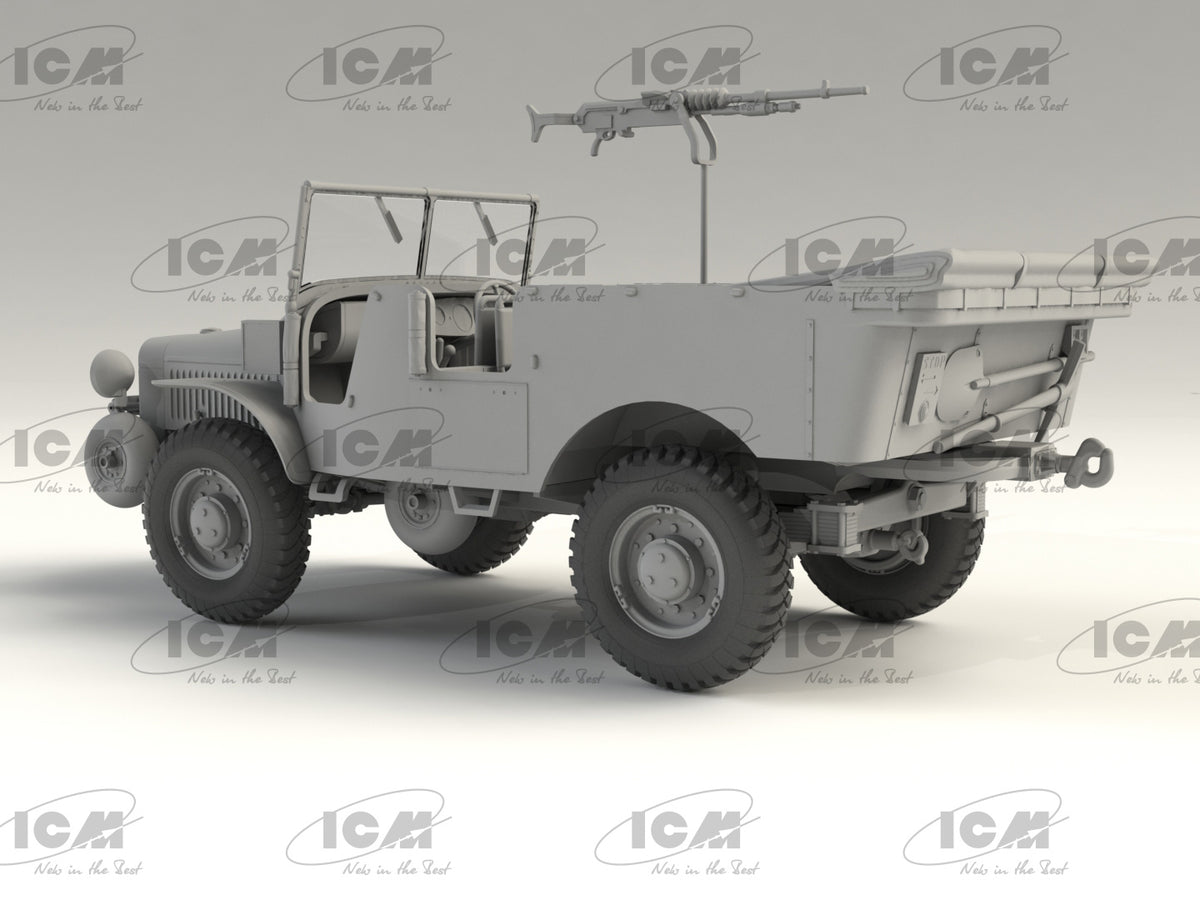 Plastic Military Vehicle Model Kit Laffly V15T with Hotchkiss Machine Gun