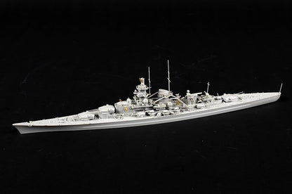 1/700 German Gneisenau Battleship