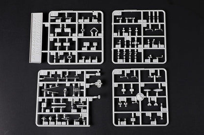 1/700 HMS Colombo British Light Cruiser