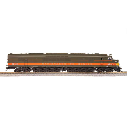 HO Centipede w/DCC & Sound, NdeM/Dark Green #6401