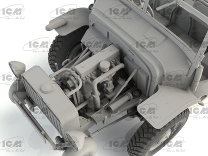 Plastic Military Vehicle Model Kit Laffly V15T, WWII French Artillery Towing Vehicle