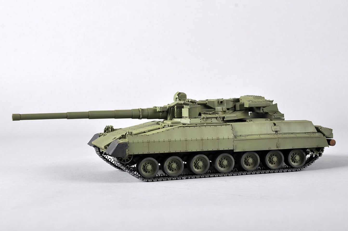 1/35 Russian Object 477 XM2 Tank