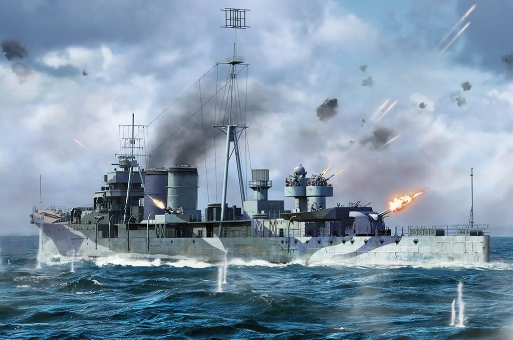 1/700 HMS Colombo British Light Cruiser