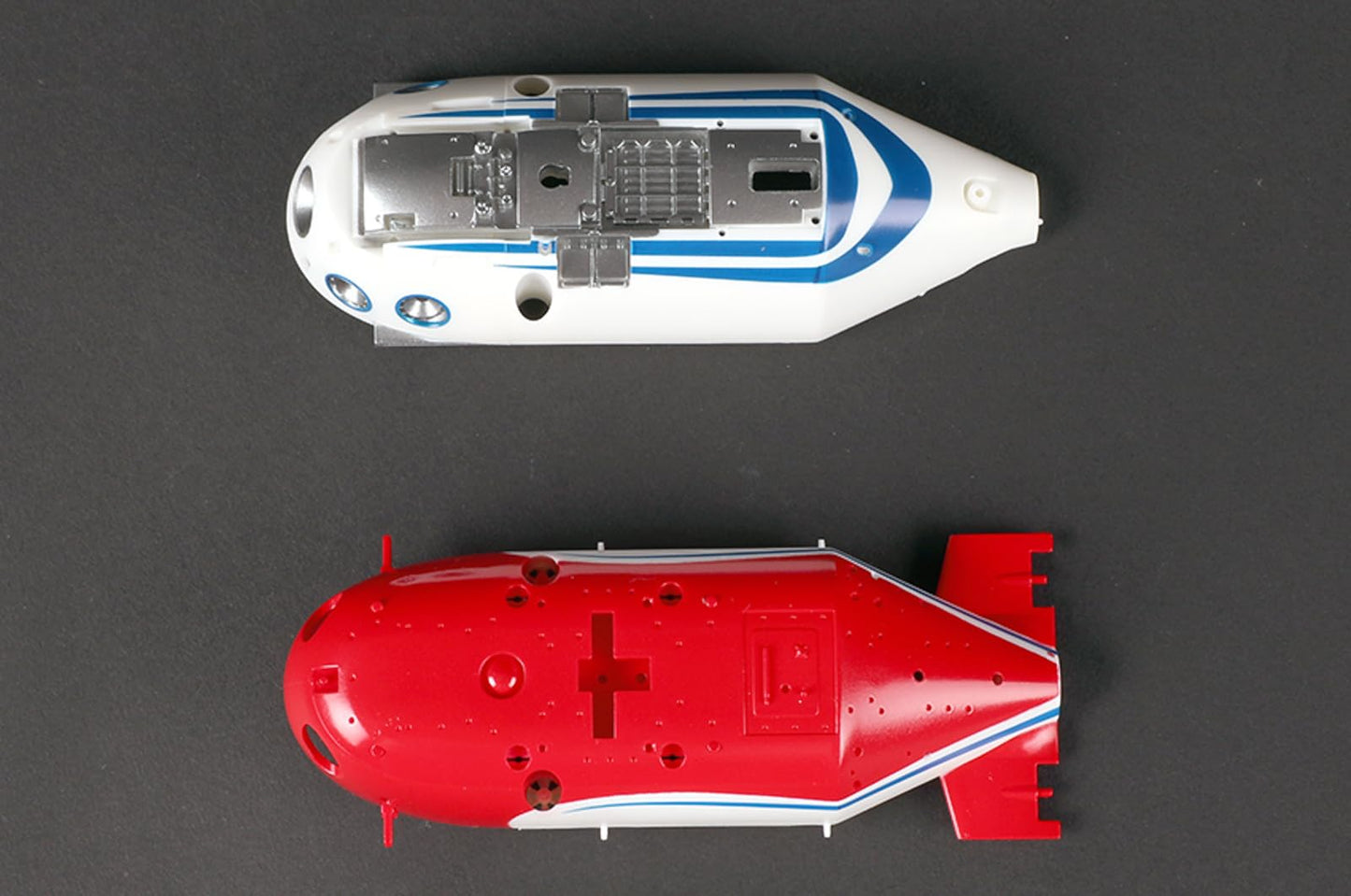 1/72 Chinese Shen Hai Yong Shi 4500-Meter Manned Submersible (Pre-Painted Snap)