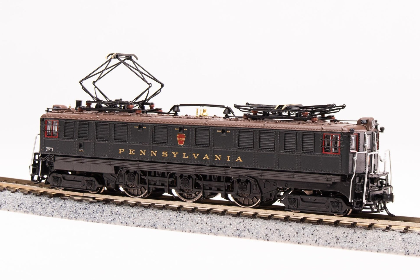 Broadway Limited 3952 PRR P5a Boxcab, 4766, 1930's Passenger Type, DGLE, Brown Roof, Gold Leaf Roman Lettering, Paragon4 Sound/DC/DCC, N