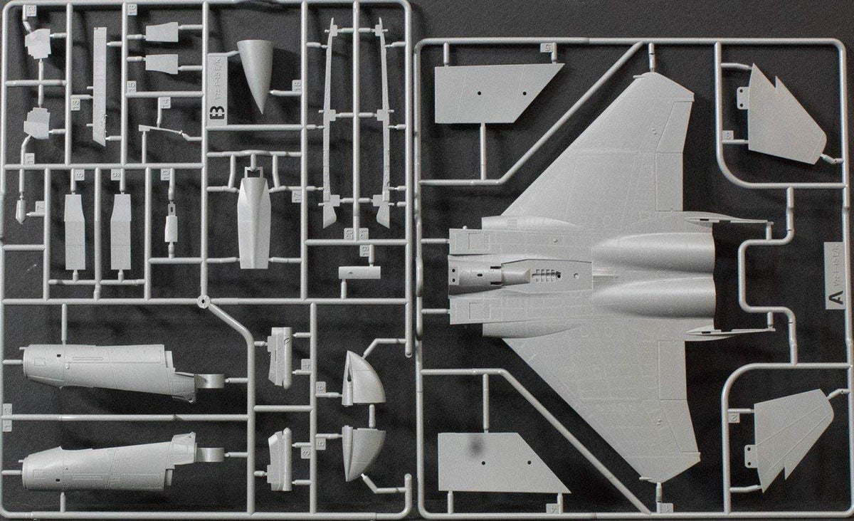 Academy #12550 F-15E 333rd Fighter Squadron USAF Plastic Model Kit, 1/72 Scale,Black, 0.5 Liters