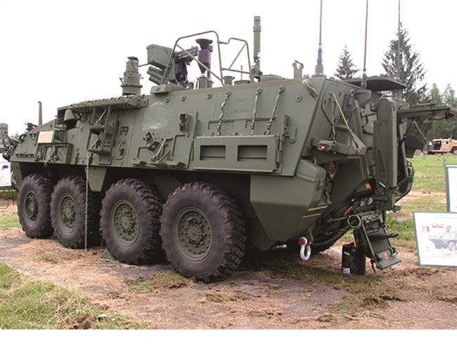 1/72 M1135 Stryker Nuclear Biological Chemical Recon Vehicle NBCRV Model Kit