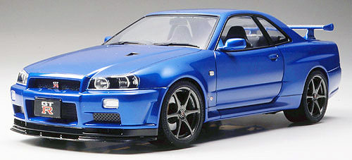1/24 Nissan Skyline GT-R V-Spec II Sports Car