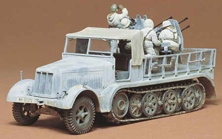 1/35 SdKfz 7/1 8-Ton Halftrack w/20mm Flak Gun