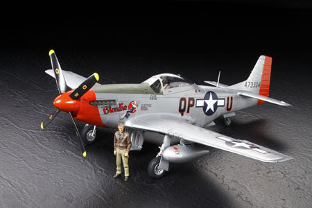 1/32 P51D Mustang Fighter