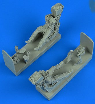 1/32 Panavia Tornado IDS/ECR German Luftwaffe Pilot & Operator w/Ejection Seats for RVL