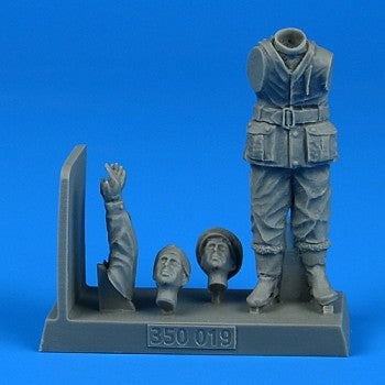 1/35 WWII HMS X-Craft Submarine British Sailor #2 for Merit