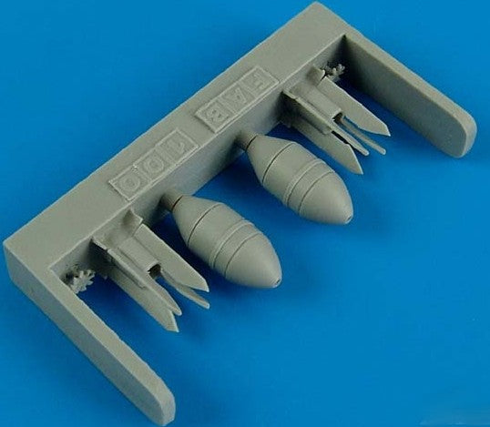 1/48 WWII Soviet FAB100 Bombs (D)