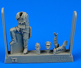 1/48 WWII USAF Fighter Pilot 8th Army European Battlefields