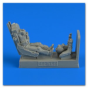 1/48 USAF F5E Fighter Pilot w/Ejection Seat