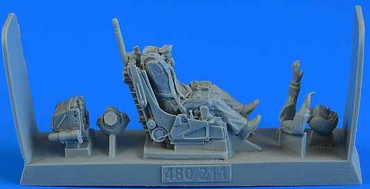 1/48 Su27 Flanker Early/Late Version Soviet Fighter Pilot w/Ejection Seat