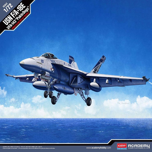 1/72 F/A18E VFA143 Pukin Dogs USN Fighter