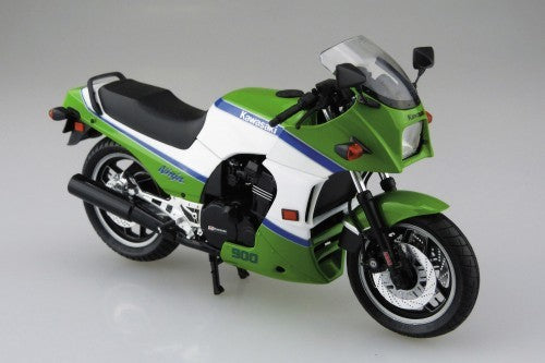 1/12 1985 Kawasaki GPZ900R Ninja Motorcycle