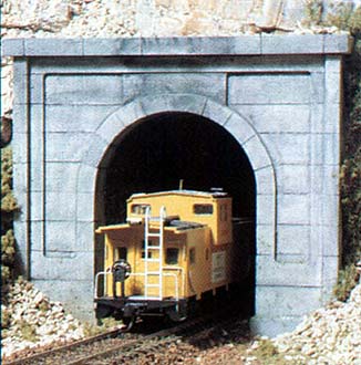 HO Concrete Single Tunnel Portal