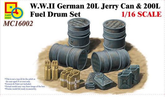 1/16 WWII German 20L Jerry Cans (8) & 200L Fuel Drums (4)