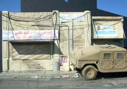 1/35 Iraqi Street Building Front w/Base (8"x10.5")