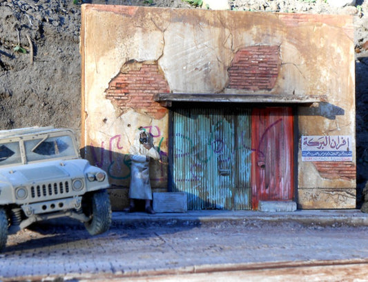 1/35 Afghan Street Ruined Building Front w/Base (8"x11")