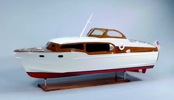 36" 1954 Chris Craft Commander Express Cruiser Boat Kit (1/12)