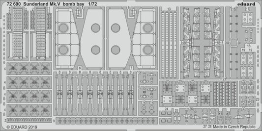 1/72 Aircraft- Sunderland Mk V Bomb Bay for SHY(D)