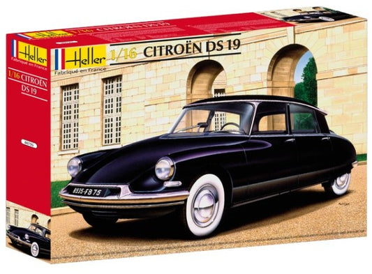 1/16 Citroen DS19 4-Door Car