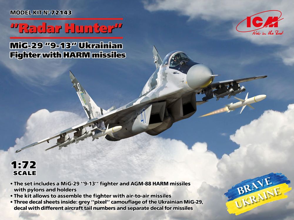 1/72 Brave Ukraine: Radar Hunter MiG29 9-13 Ukrainian Fighter w/HARM Missiles
