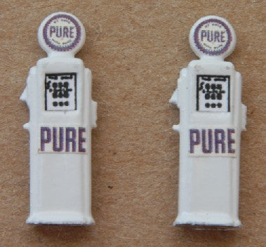 HO Deluxe Custom Gas Pumps, Pure (2)