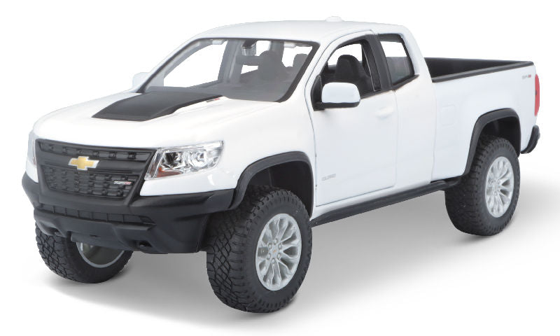 1/27 2017 Chevrolet Colorado ZR2 Pickup Truck (White)