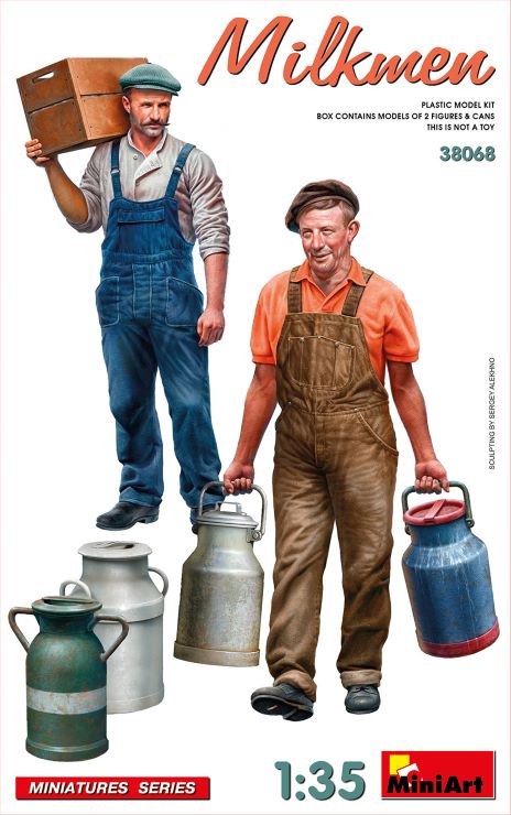 1/35 Milkmen (2) w/Containers