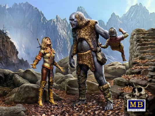 1/24 World of Fantasy: Female Warrior & Giant Holding Gnome (3)