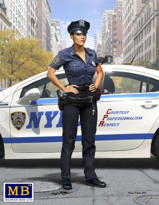 1/24 Ashley Modern Police Woman