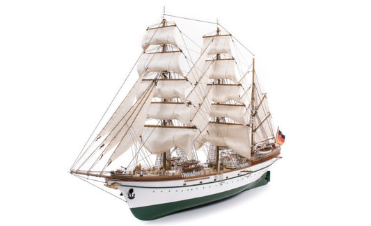 1/95 Gorch Fock 3-Masted German Training Sailing Ship (Advanced Level)