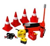 1/24 Roadside Accessories: Cones, Jack, Cables, Gas/Oil Containers, Battery