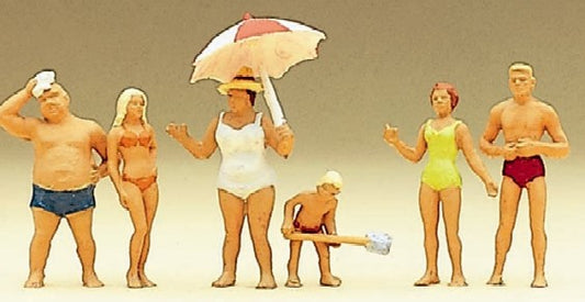 HO Family on Beach Standing (6)