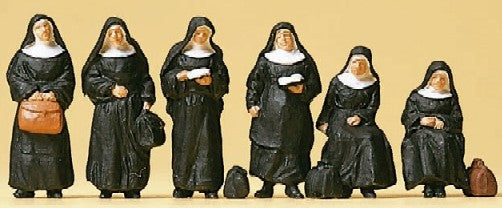 HO Nuns w/Luggage Standing & Sitting (6)