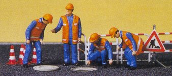 HO Sewer Maintenance Crew w/Barriers (4)