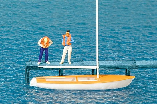 HO Sailboat w/2 Figures Standing Putting on Life Jackets