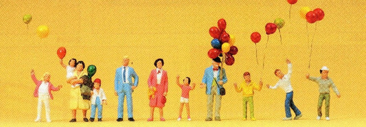 HO Balloon Seller & People (11)